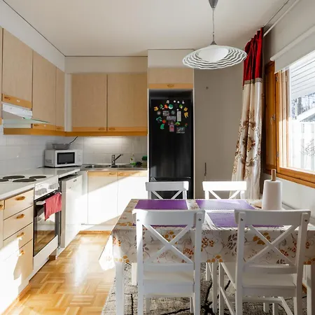 Lejlighed Home, Entire