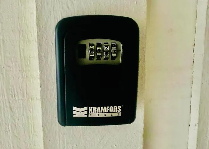 Lejlighed Home, Entire